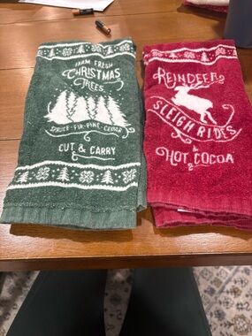 Christmas Kitchen Towels Set - Green & Red Holiday Designs